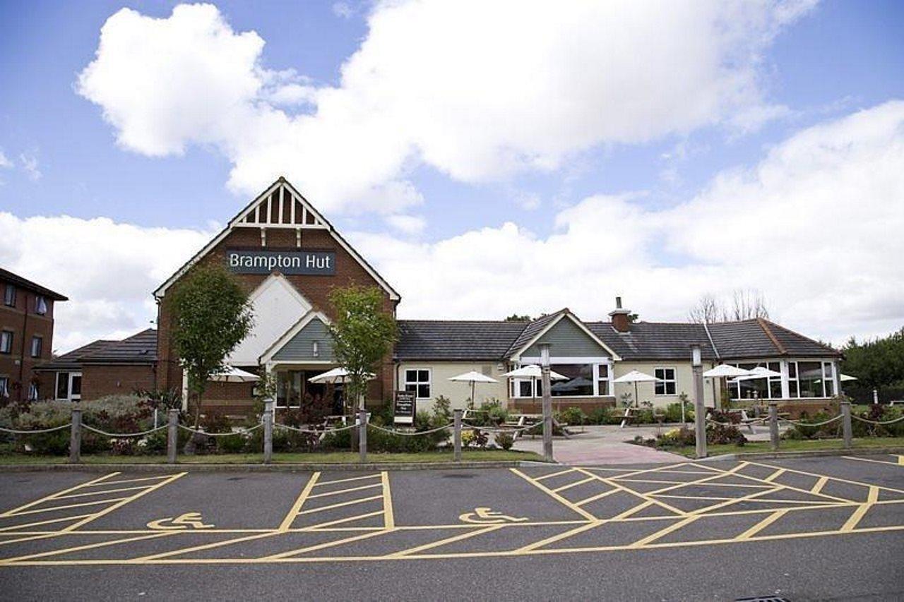Premier Inn Huntingdon Exterior photo